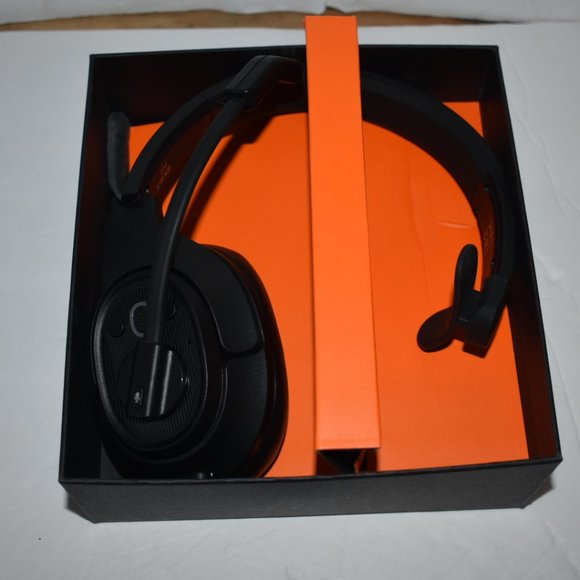 Trucker Bluetooth Headset w/ Mic - Picture 8 of 9